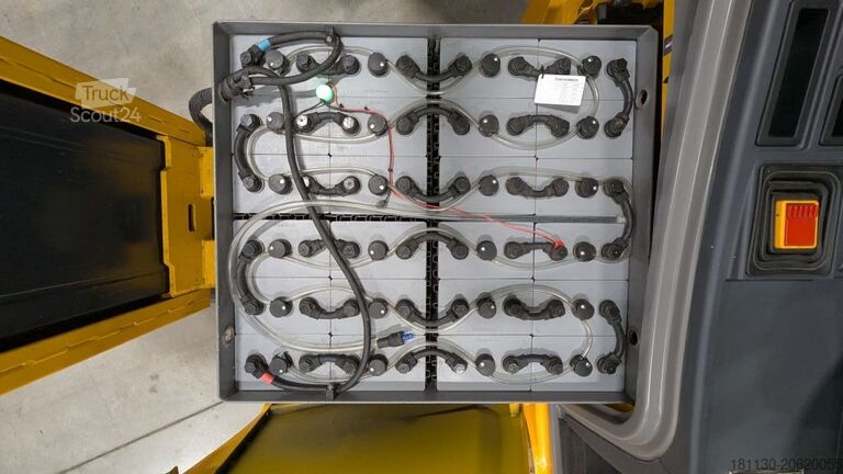 Chariot élévateur frontal Jungheinrich EFG 220 GE120-464DZ