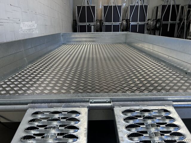 Maschinentransporter und Baggeranhänger Saris Magnum Explorer 3500 Force one Maschinentranspor