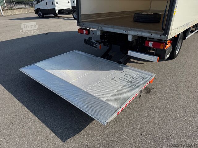 Furgone chiuso Iveco DAILY 35-160