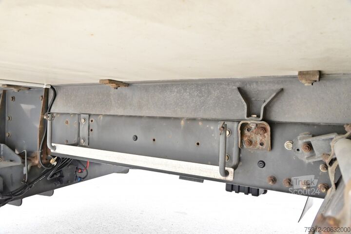 Šaldytuvas sunkvežimis Volvo FLL290  16t Thermo King T-800R LBW Luft Luft E5