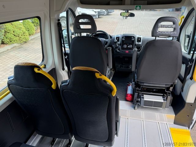 Минибус FIAT Ducato 9-Sitze L2H2 Behindertengerecht +Rampe