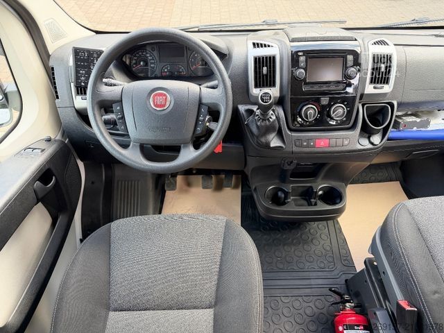 Минибус FIAT Ducato 9-Sitze L2H2 Behindertengerecht +Rampe