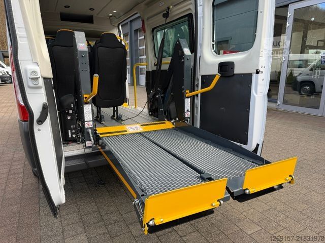 Минибус FIAT Ducato 9-Sitze L2H2 Behindertengerecht +Rampe