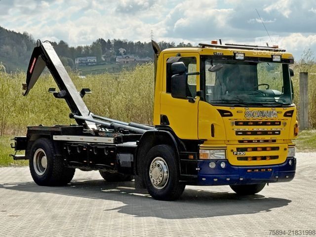 Ruloninė konteinerinė savivartis SCANIA P 230 Abrollkipper * 4x2 * Top Zustand !