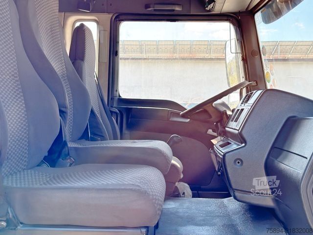 Lastbilmonteret kran MAN TGA 35.440 * HIAB 700 - 5 + FUNK / 8x2 * TOP