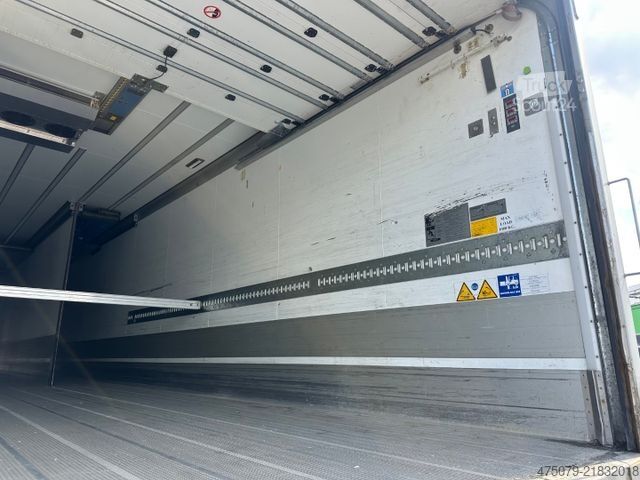Standard SZM VOLVO FM 380 / Schmitz / 3 Kammer / Carrier ICELAND