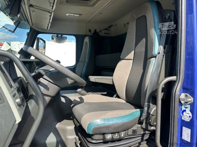 Standard SZM VOLVO FM 380 / Schmitz / 3 Kammer / Carrier ICELAND