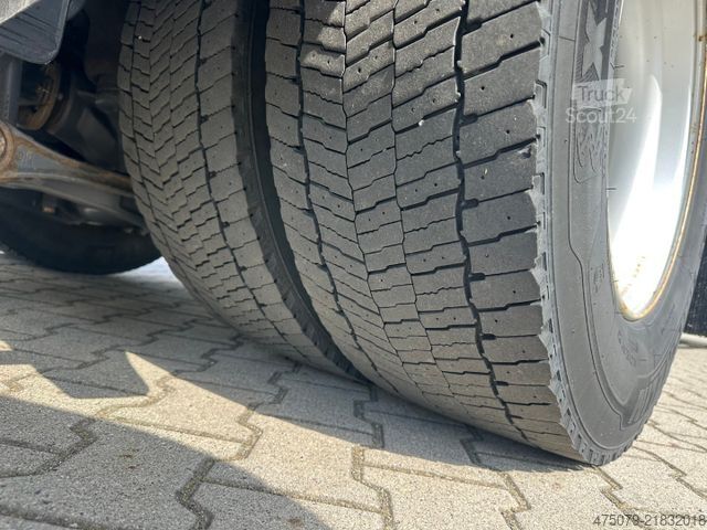 Standard SZM VOLVO FM 380 / Schmitz / 3 Kammer / Carrier ICELAND