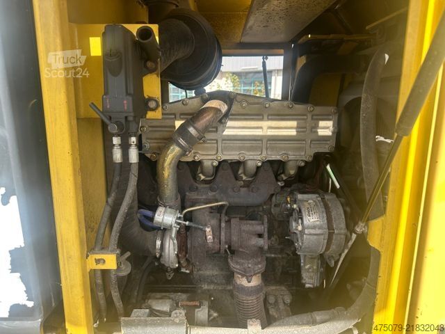 Silniční grejdr BOMAG BG 110 TA-2 / 6x6 Allrad