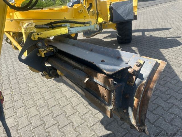Silniční grejdr BOMAG BG 110 TA-2 / 6x6 Allrad