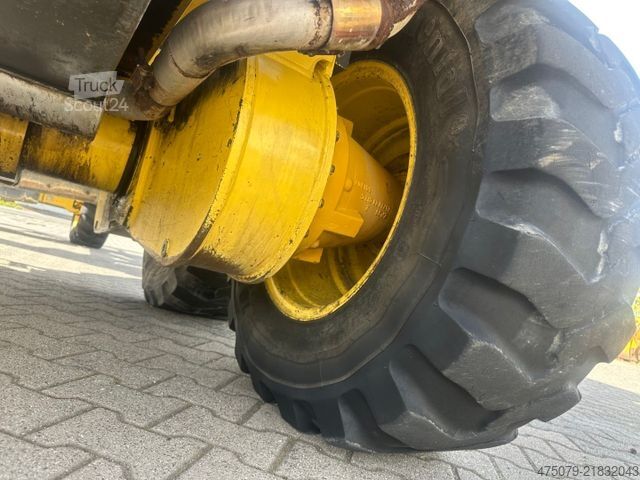 Silniční grejdr BOMAG BG 110 TA-2 / 6x6 Allrad