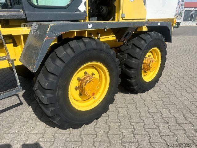 Silniční grejdr BOMAG BG 110 TA-2 / 6x6 Allrad