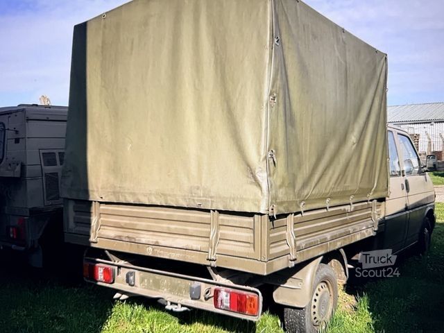 Фургон с брезентова завеса VOLKSWAGEN T4 Doka 2.4 SD 1. Hand!