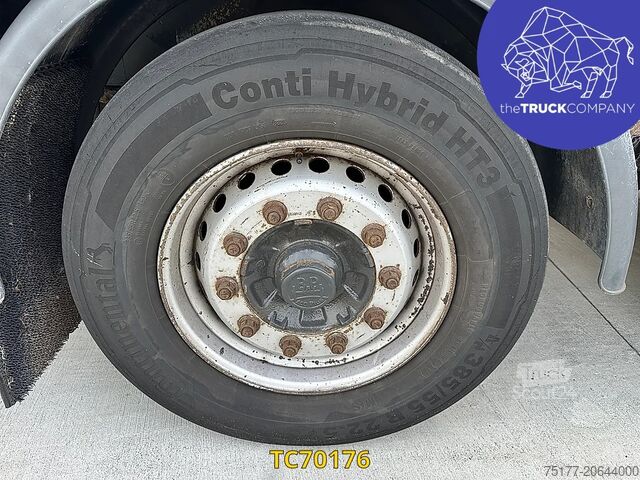 Kühl-/Tiefkühltransport Renders Védécar