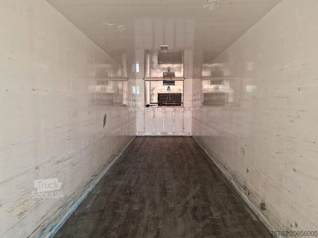 Transport réfrigéré/congélé Vogelzang Thermoking SLXe 400 Frigo - Low engine hours