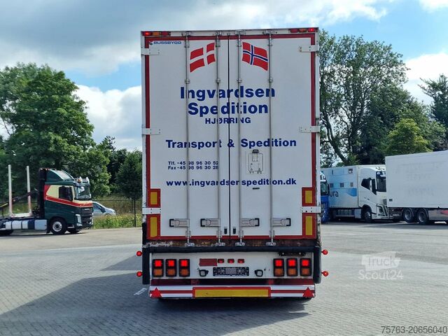 Gekoeld/bevroren transport Scania R500 NGS B6X2NB / Trailer-Bygg 12-2004 / Frigob...