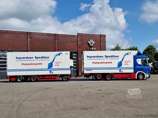 Gekoeld/bevroren transport Scania R500 NGS B6X2NB / Trailer-Bygg 12-2004 / Frigob...