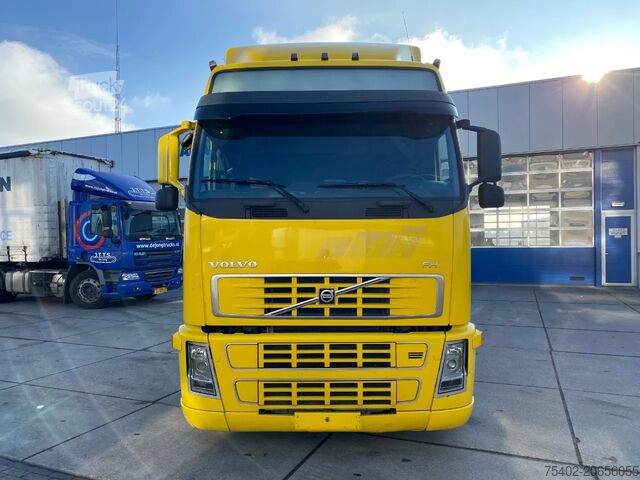 Volume SZM Volvo FH 13.400 / 2x tank / Euro 5 / Mega