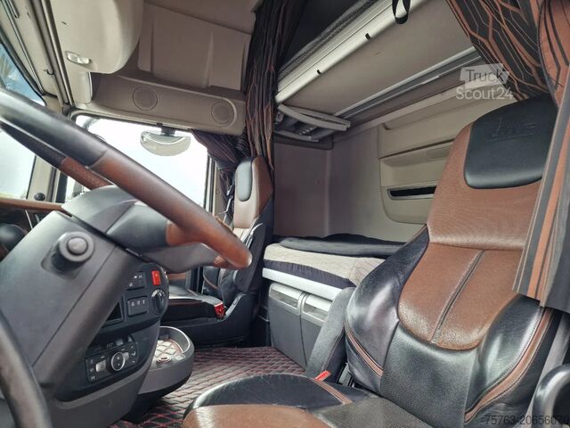 Alváz vezetőfülkével DAF XF 530 SuperSpaceCab 6x2*4 - Chassis 740 cm - L...