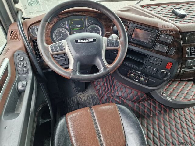 Alváz vezetőfülkével DAF XF 530 SuperSpaceCab 6x2*4 - Chassis 740 cm - L...