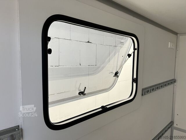 Skříňový přívěs Blyss F2030HTD Rampe Tür 2 Fenster Kofferanhänger