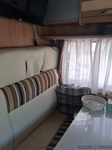 Yarı entegre karavan PLA SY69