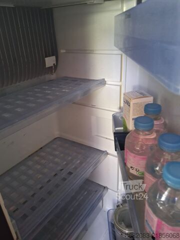 Yarı entegre karavan PLA SY69