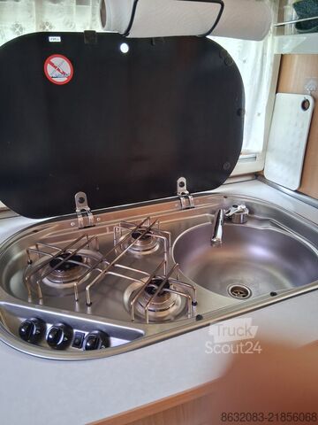 Yarı entegre karavan PLA SY69