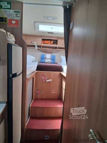 Yarı entegre karavan PLA SY69