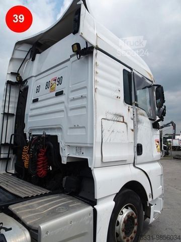 Tracteur routier standard MAN TGX 18 460 XLX cabine