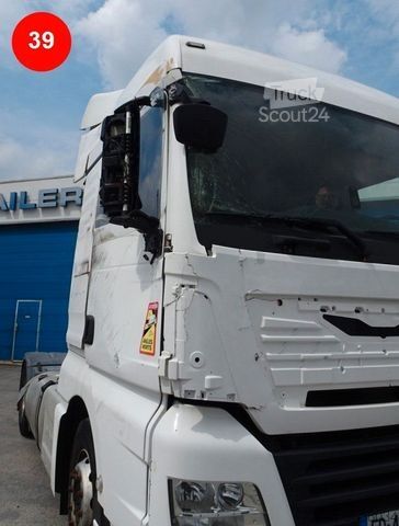 Tracteur routier standard MAN TGX 18 460 XLX cabine