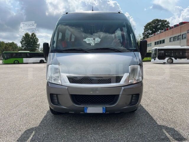 Persontransport IVECO Daily