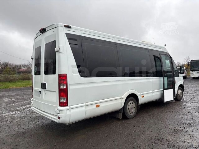 Persontransport IVECO Daily