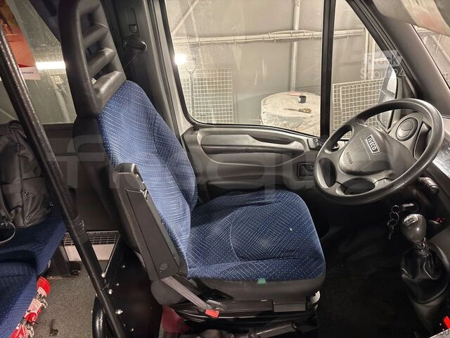 Persontransport IVECO Daily