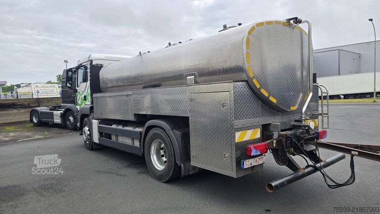 Cisterciski kamion MAN TGS 18.400 (4x2)  Rechtslenker
