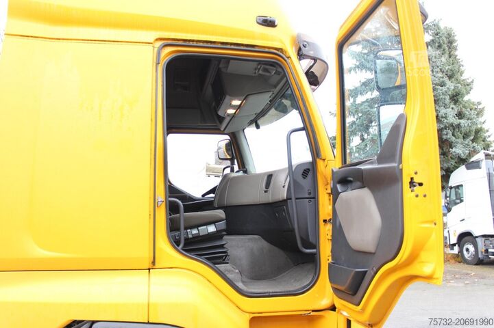 Box truck Renault Premium 380DXi BDF Schlafkabine LBW AHK 298 TKm