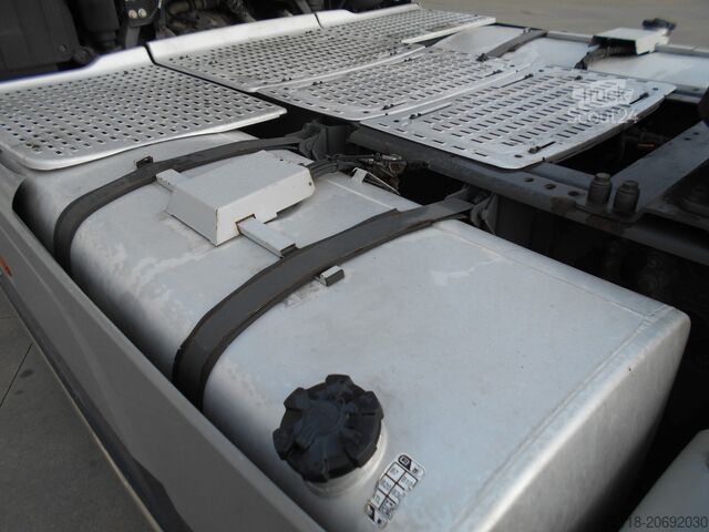 Standart yol çekici DAF XF 510