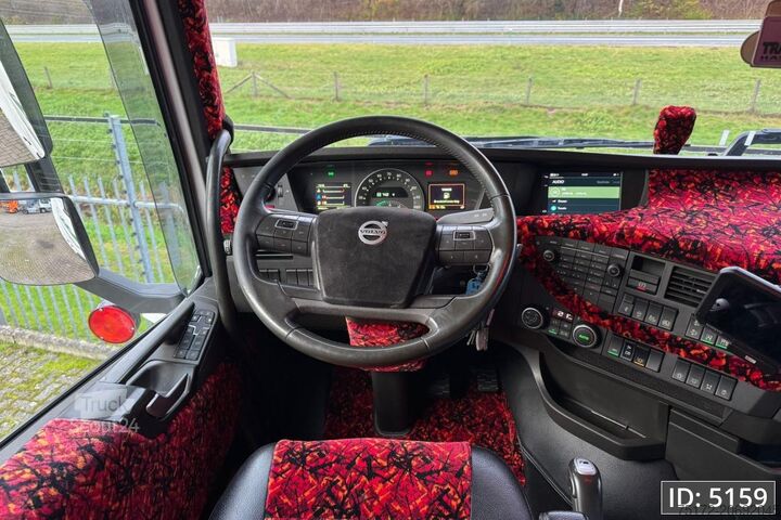 Standard-SZM Volvo FH 460 Globetrotter XL, Euro 6, / 2 Tanks / Spe...