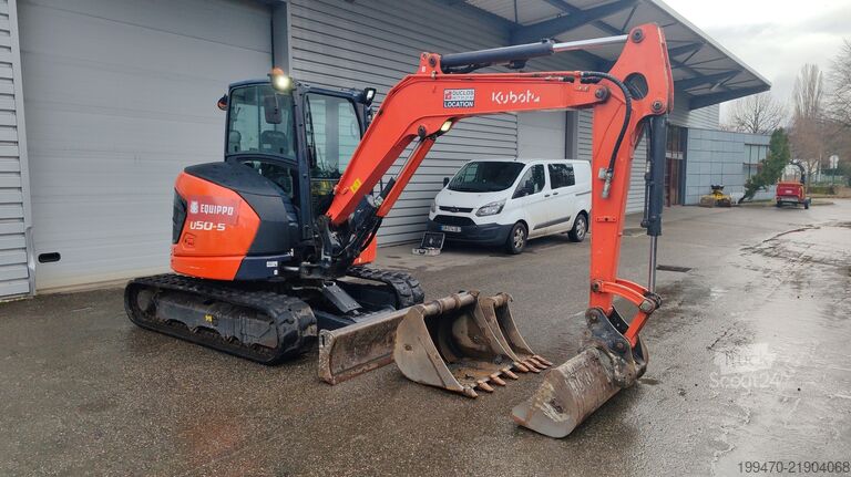 Minibagger < 7t Kubota U50.5 S with 3 excavator buckets