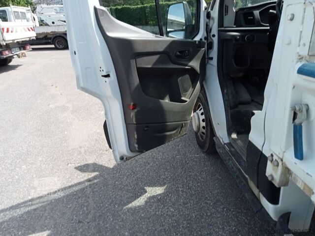 Vehicul comercial - basculant Ford Transit