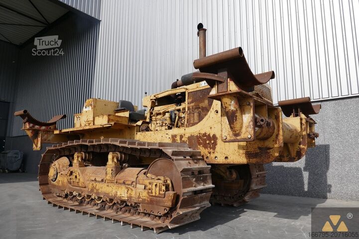 Cauruļu slānis Caterpillar D8K Pipe carrier