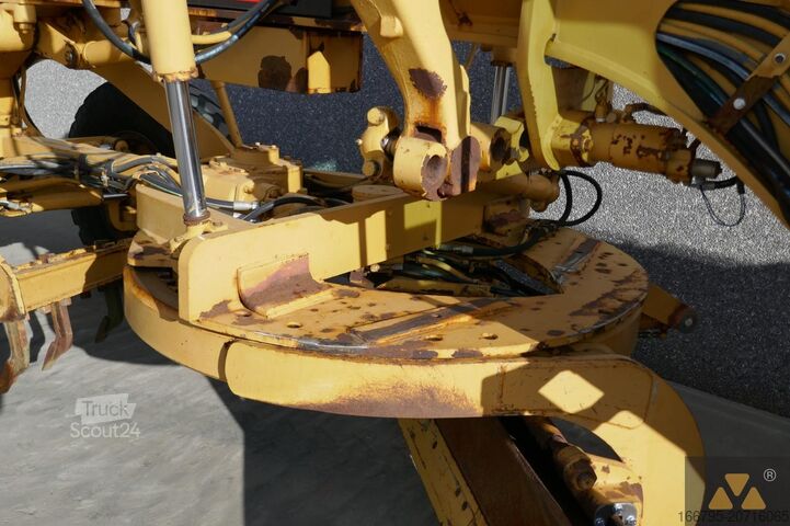 Greideris Caterpillar 135H