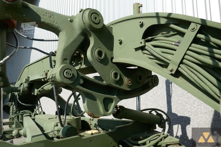 Greideris Caterpillar 130G Ex-army