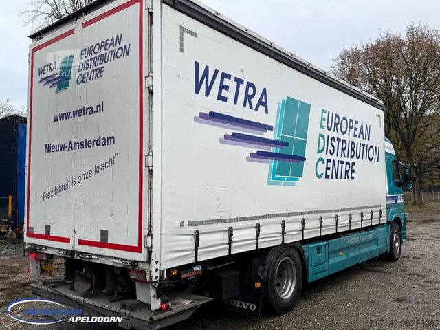 Schuifzeil Volvo FM Schuifdak, Laadklep, Globetrotter