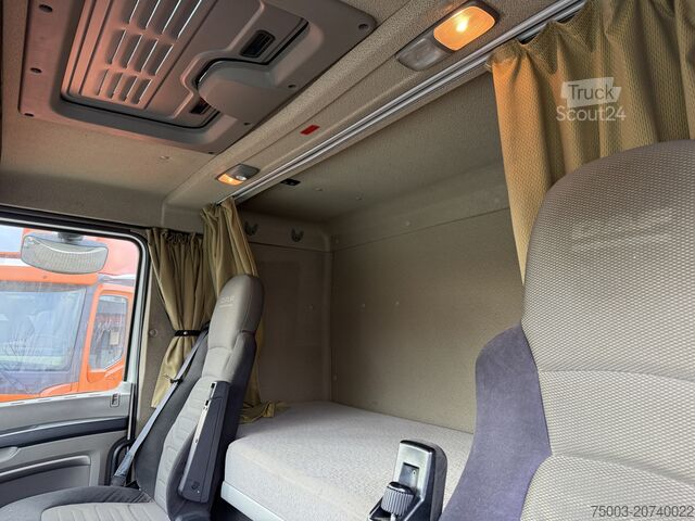 Standaard trekker Daf XF105 460 4X2 Comfort Cab