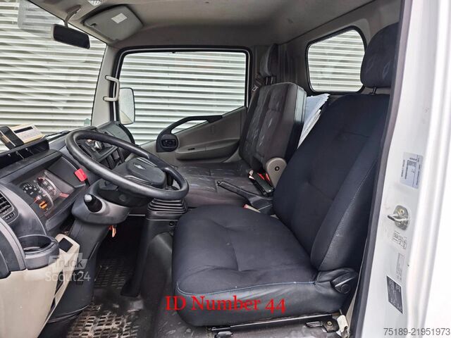 Løfteplattform Renault Maxity 110 DXI Comilev EN100TVL