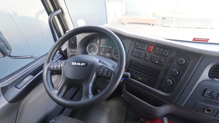 Matkalaukku DAF LF 210 CLOSED BOX 482.000KM