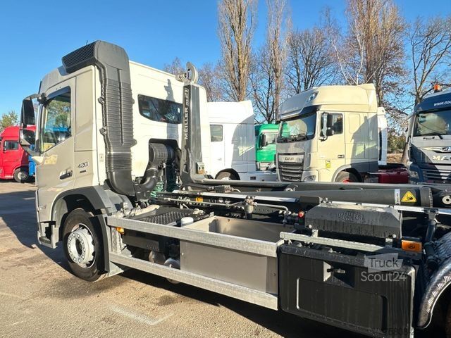 Āķa konteineru automašīna VOLVO FM420 6x4 Abroller Meiller RS21.65 AHK Lift