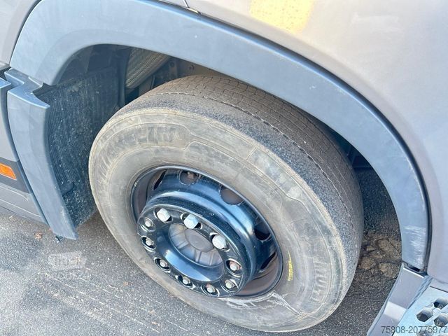 Standarta vilcējs VOLVO FH460 Globetrotter XL I Park ACC 2 Tanks Leder