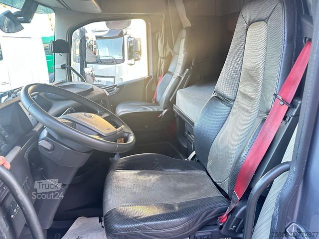 Standarta vilcējs VOLVO FH460 Globetrotter XL I Park ACC 2 Tanks Leder